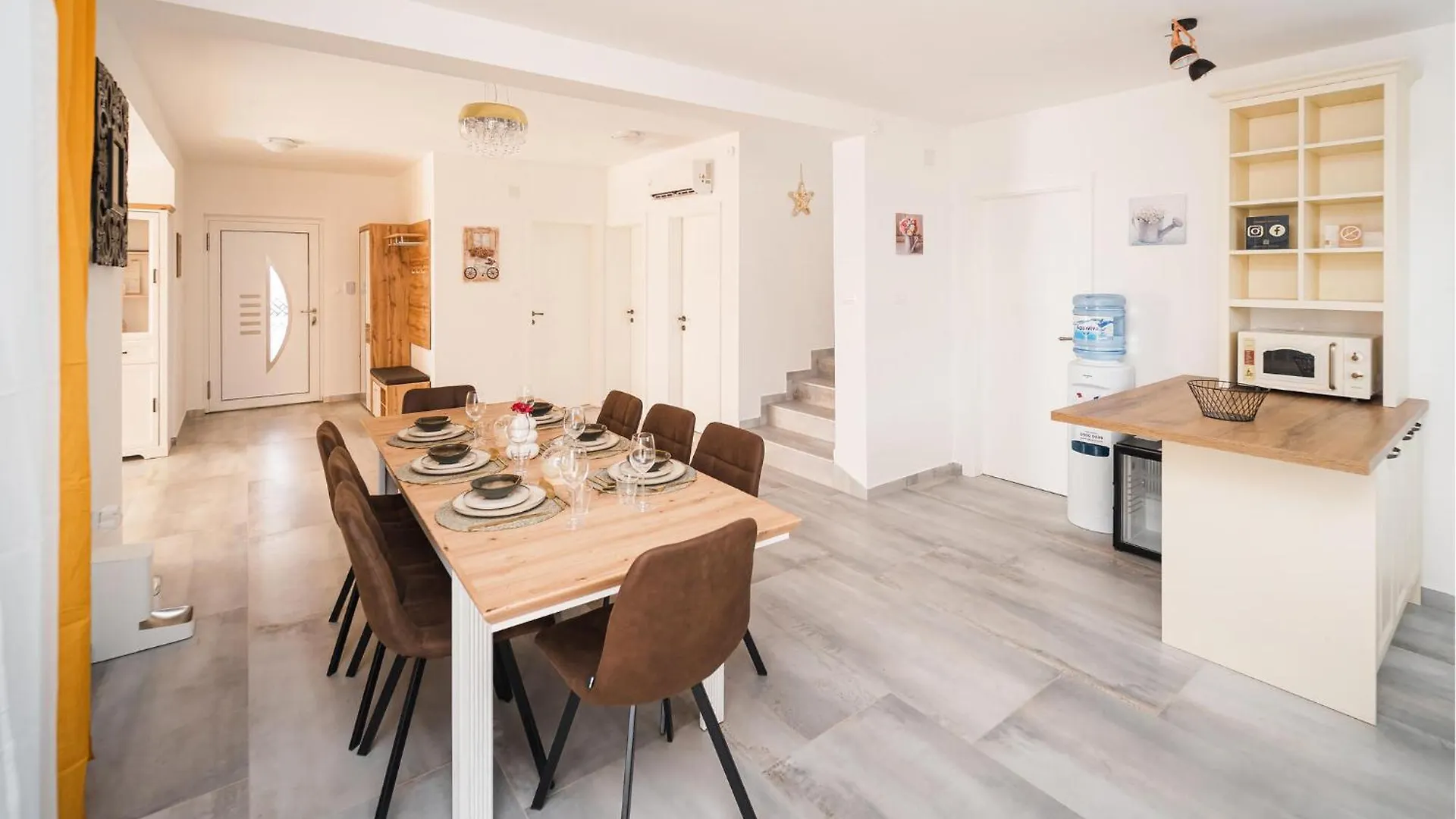 Awesome Home In Krnica With Wi-Fi 0*,  Croatia