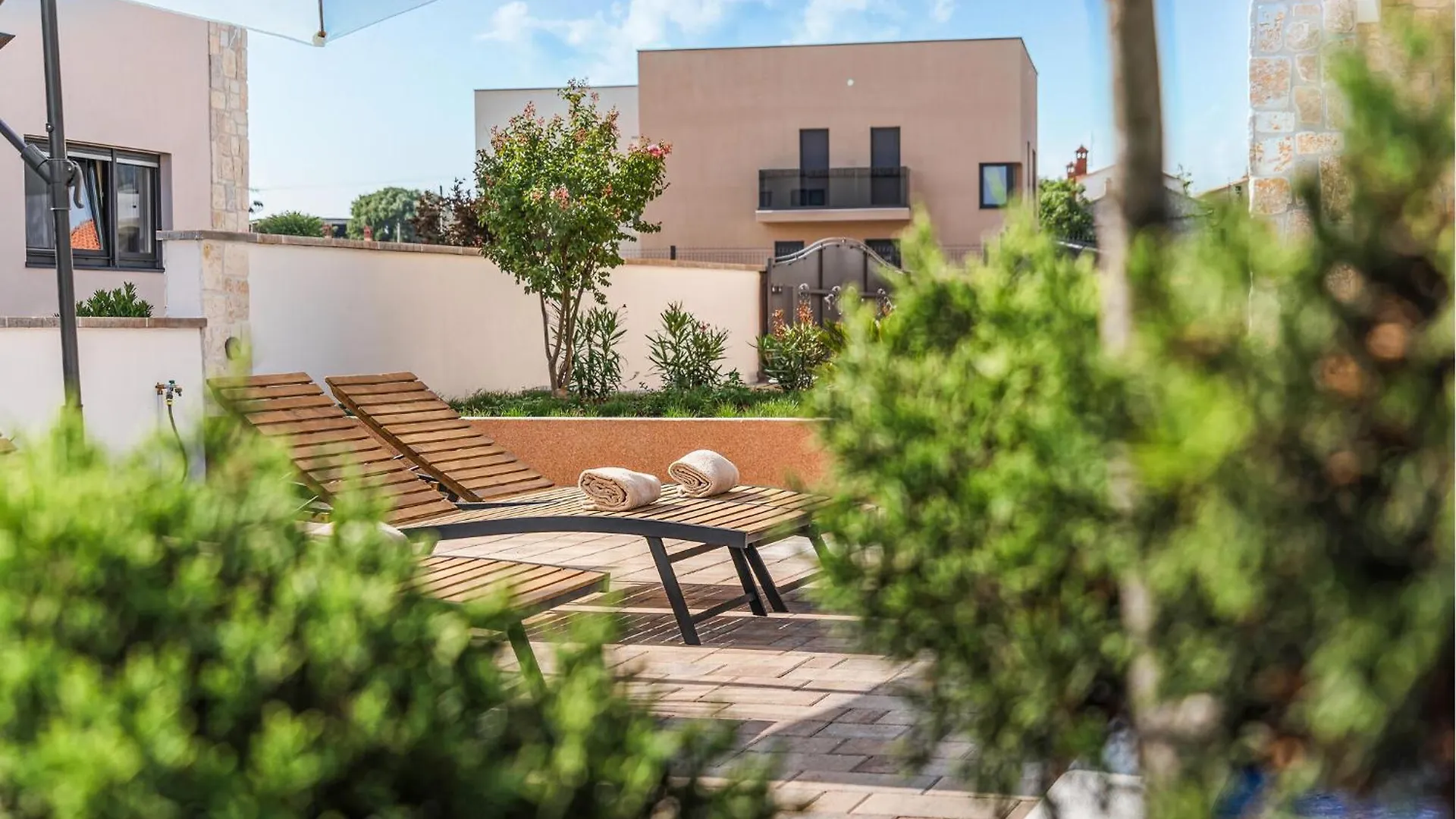 Awesome Home In Krnica With Wi-Fi 0*,  Croatia