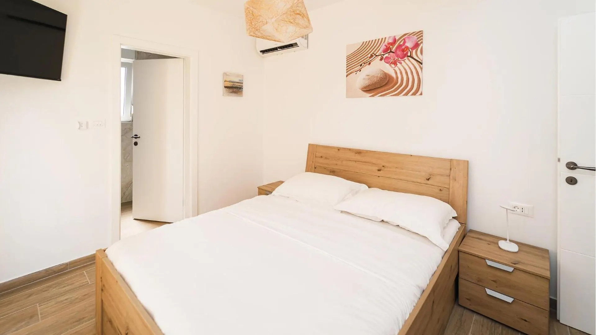 Awesome Home In Krnica With Wi-Fi Holiday home
