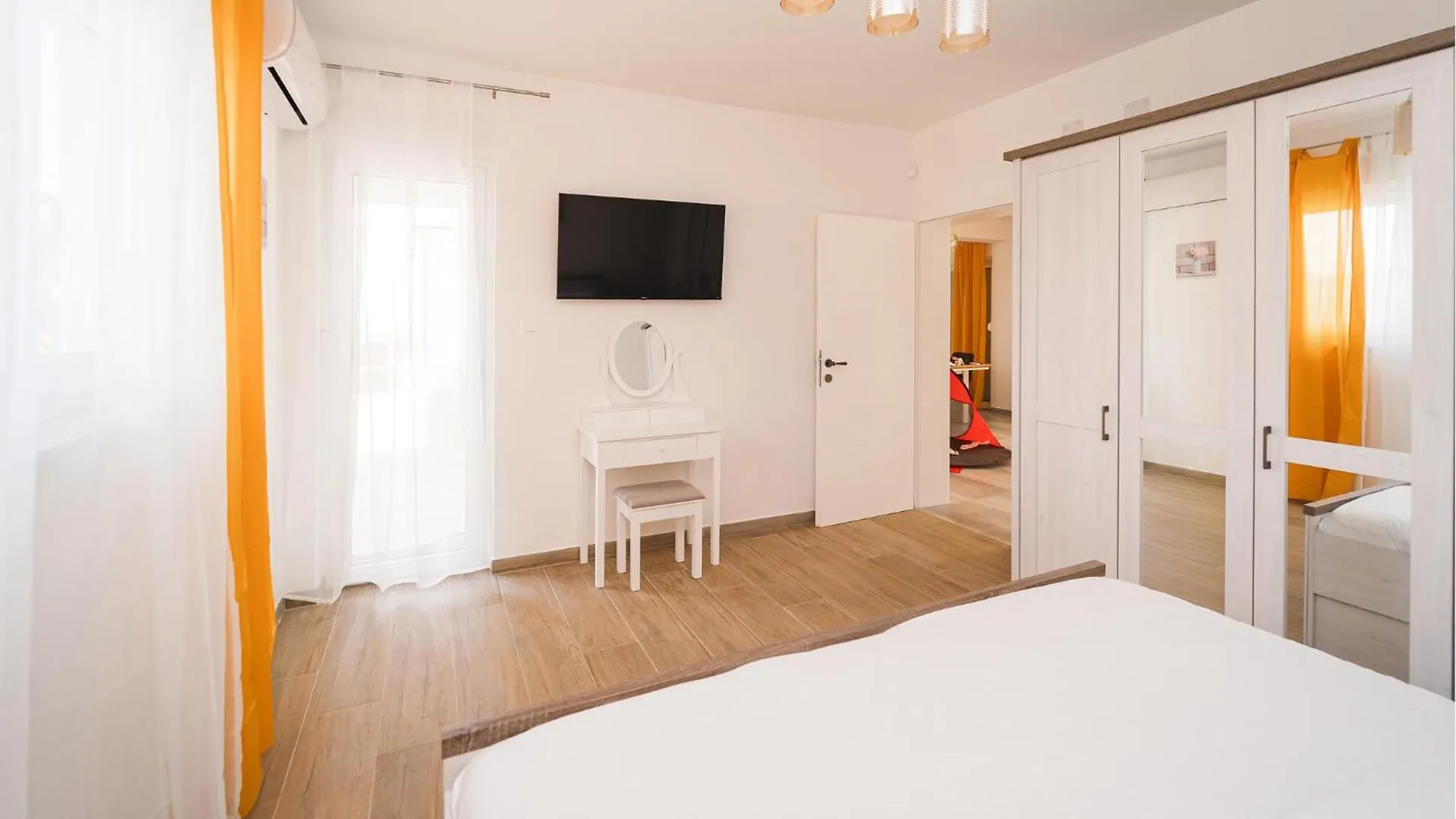 Awesome Home In Krnica With Wi-Fi
